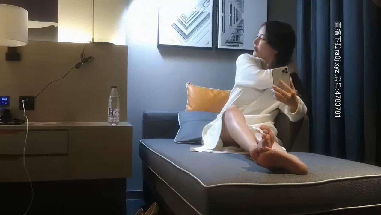 【雀兒滿天飛】貴陽大圈極品少婦氣質時尚S型身材膚白貌美，美乳大長腿真女神，香豔刺激必看佳作